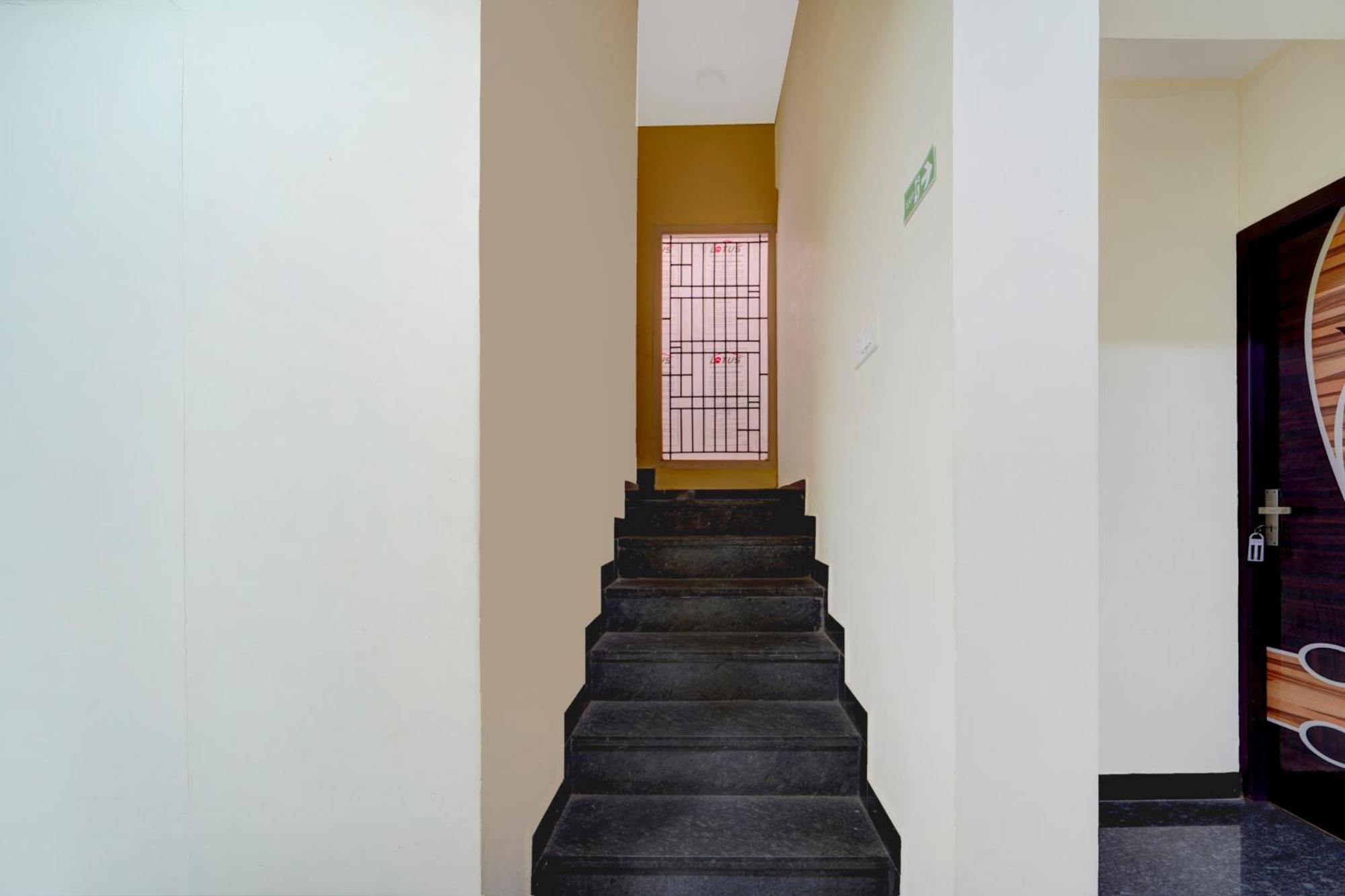 Super Hotel O Madurai Near Bus Stand Tallākulam Dış mekan fotoğraf